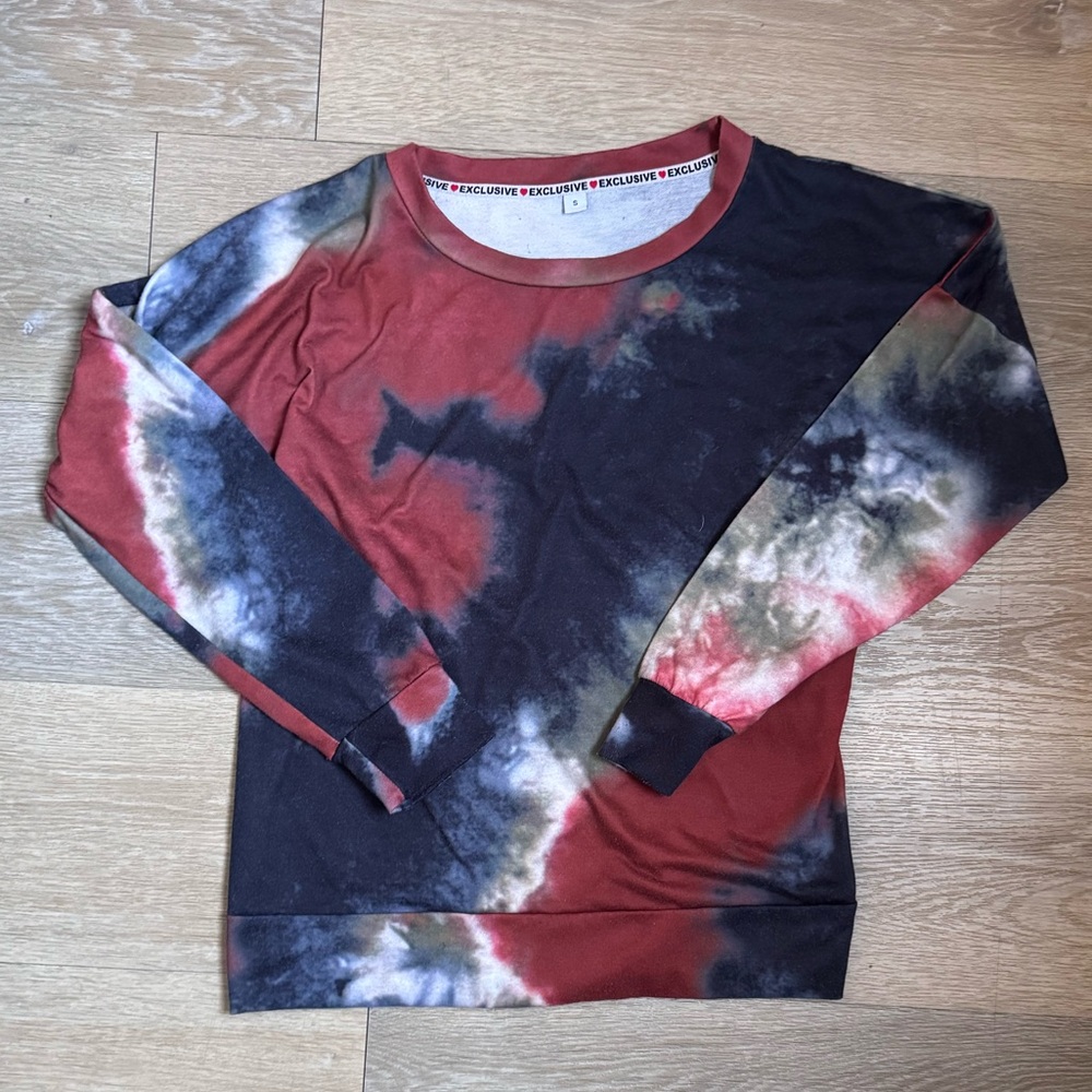 Exclusive Long Sleeve Tie Dye Thin Sweater Shirt Soft Cozy Size Small Crew Neck